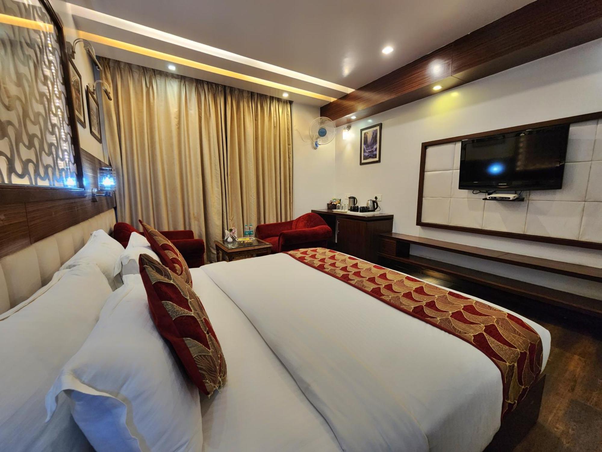 Hotel Surya شيملا المظهر الخارجي الصورة
