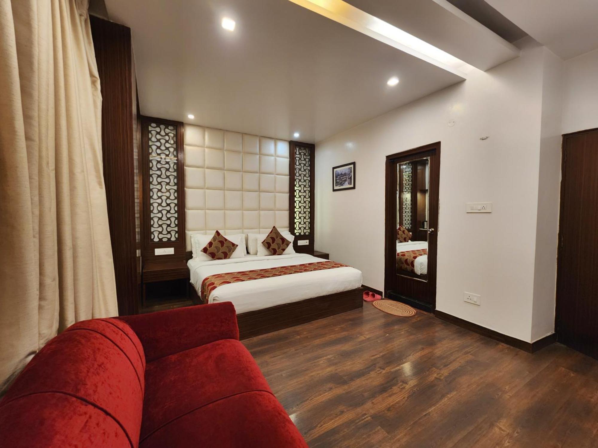Hotel Surya شيملا المظهر الخارجي الصورة