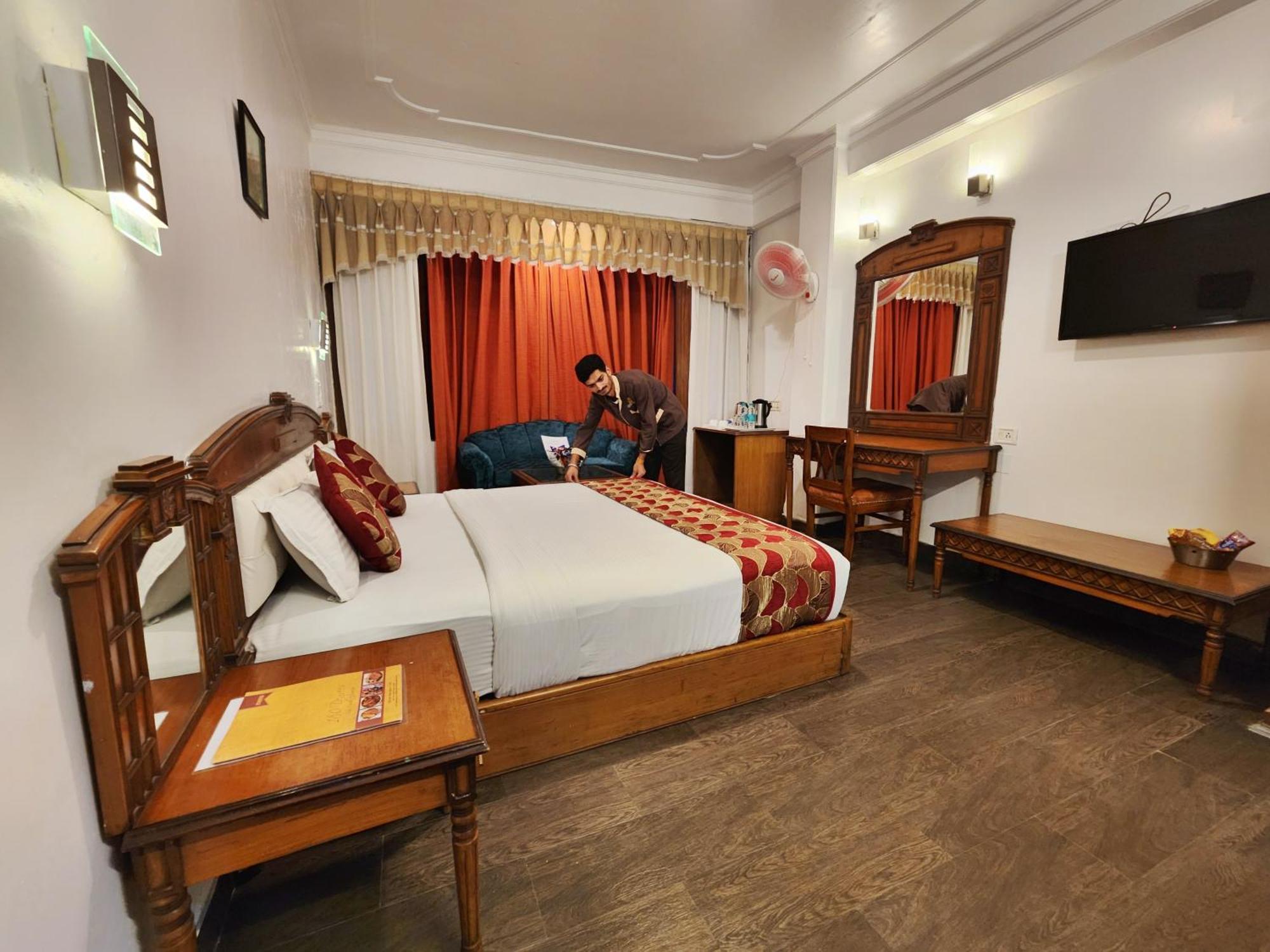 Hotel Surya شيملا المظهر الخارجي الصورة