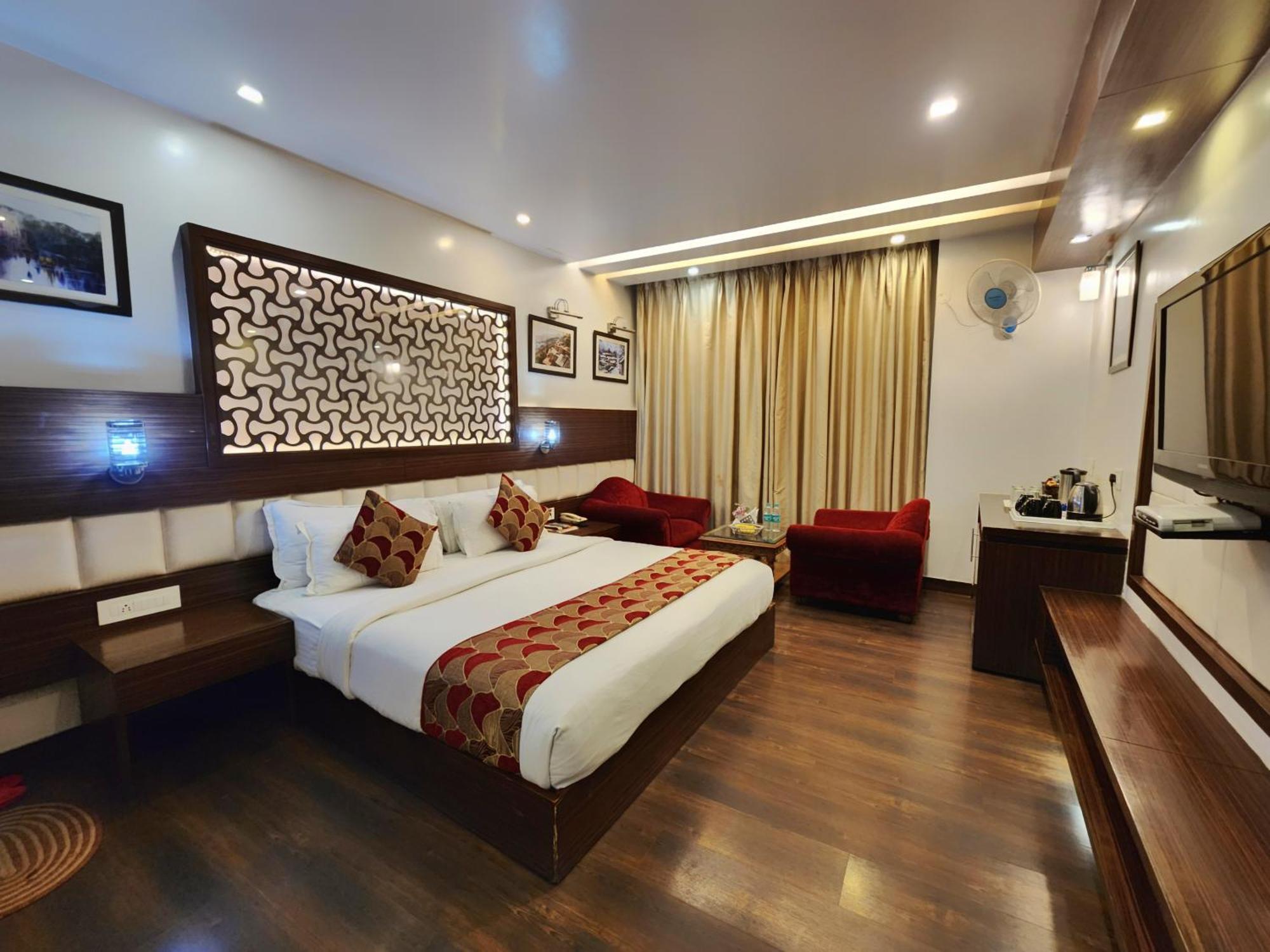 Hotel Surya شيملا المظهر الخارجي الصورة
