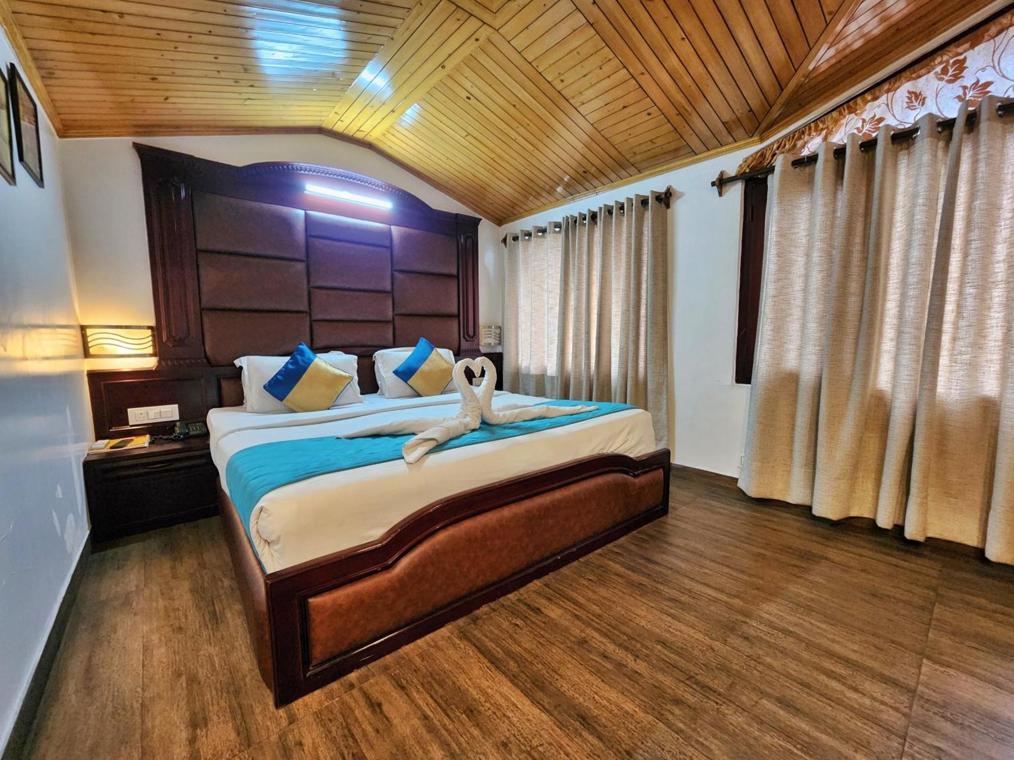 Hotel Surya شيملا المظهر الخارجي الصورة