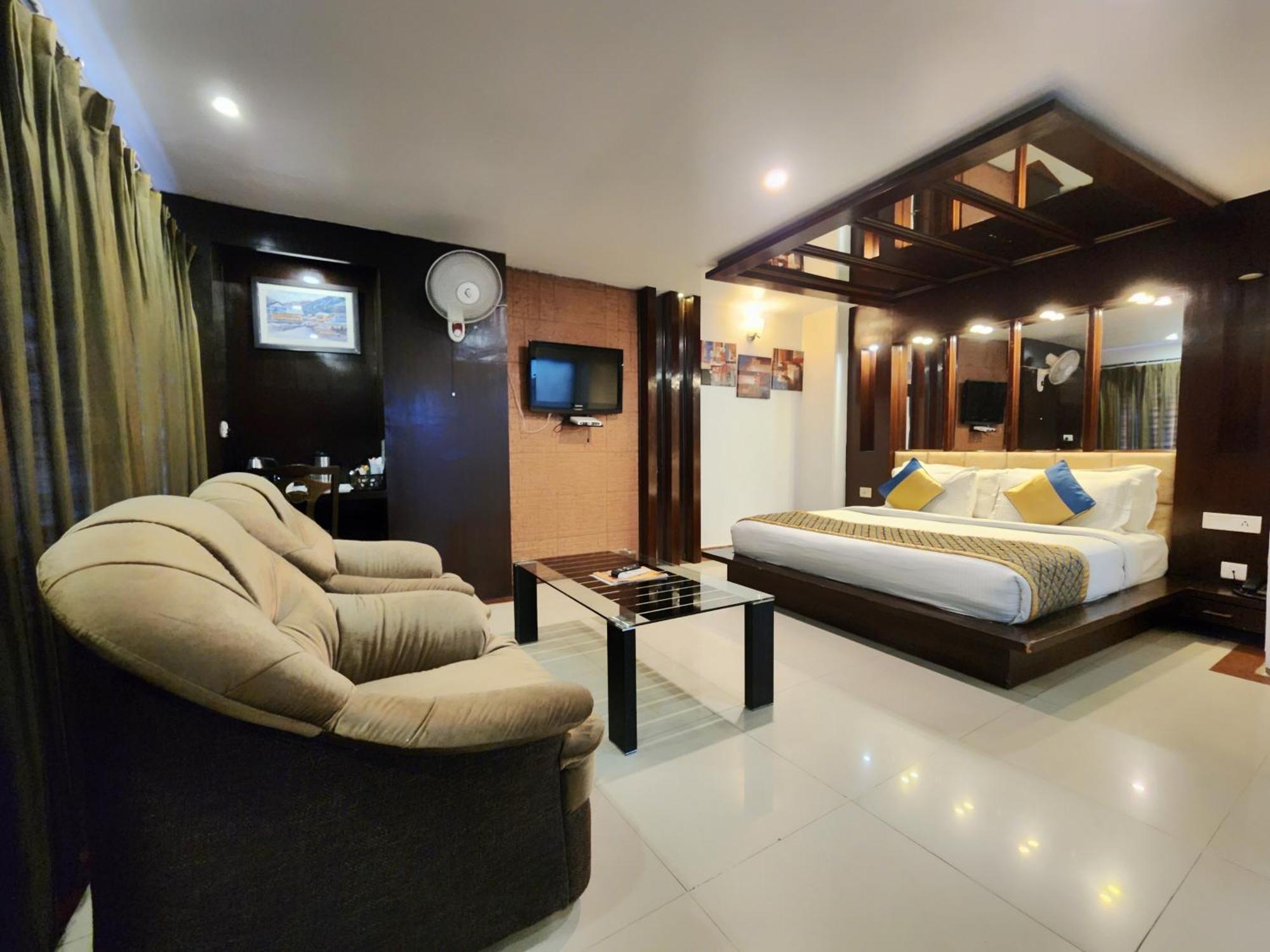 Hotel Surya شيملا المظهر الخارجي الصورة