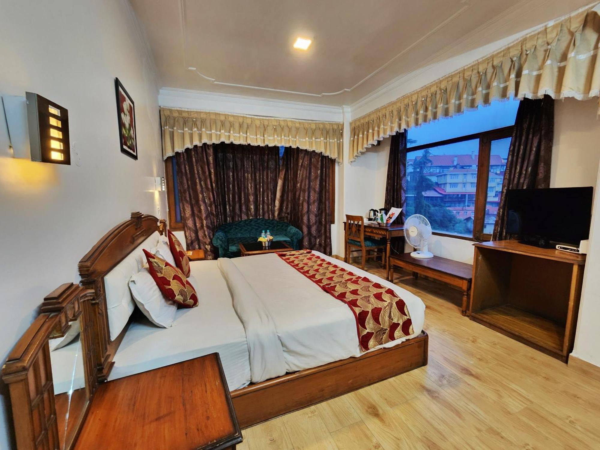 Hotel Surya شيملا المظهر الخارجي الصورة
