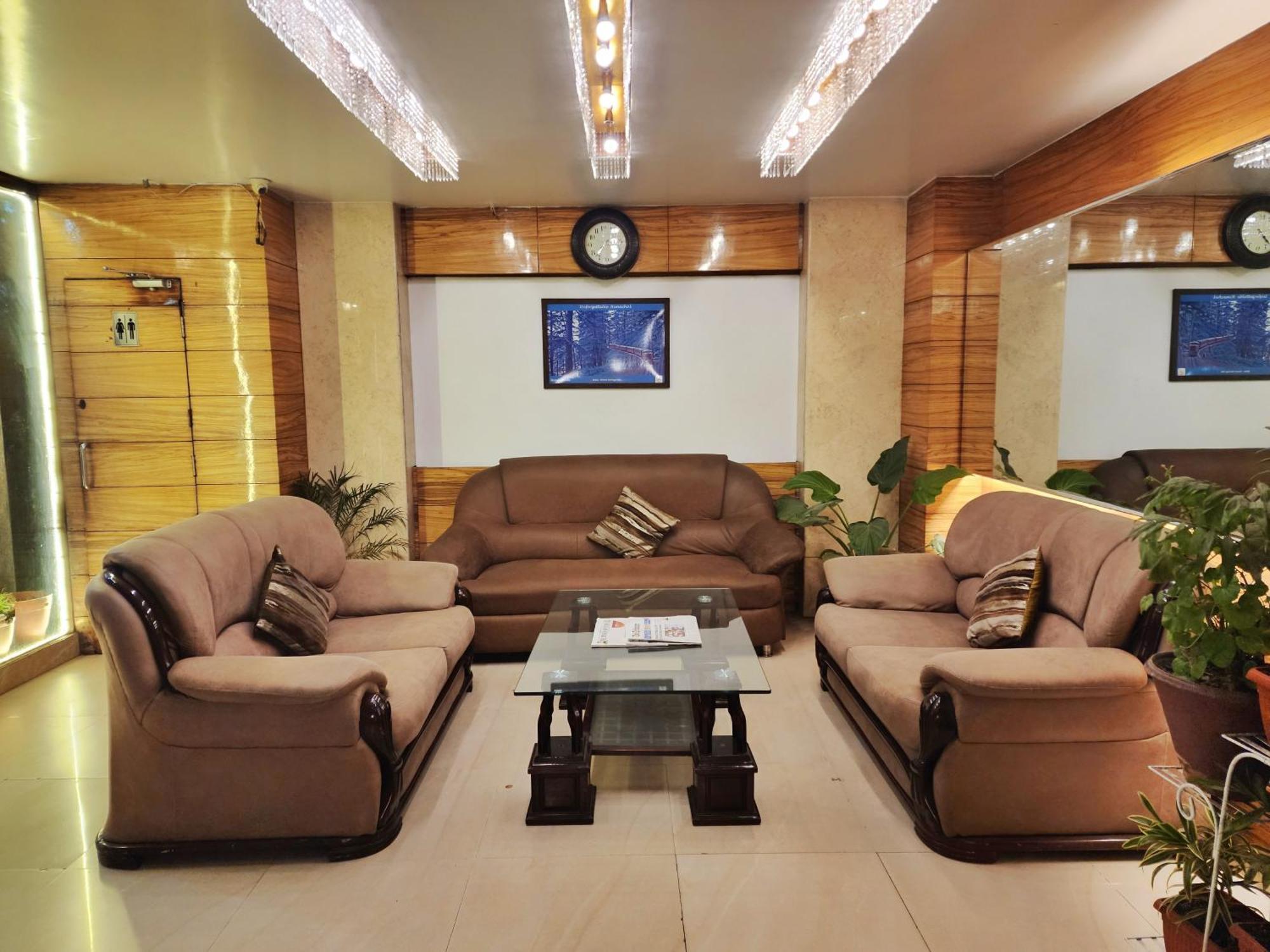 Hotel Surya شيملا المظهر الخارجي الصورة